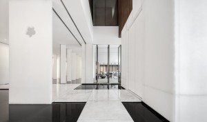 广州夏季厨师高温后桑拿降温