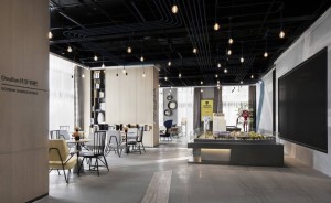 广州夏季记者奔波后桑拿恢复