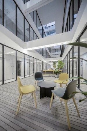 精神疲惫者，广州桑拿舒缓场馆