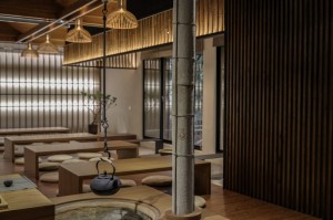 教师群体逛广州，桑拿嗓子养护