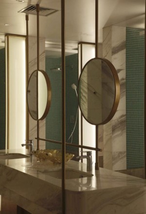 导购逛广州，桑拿站班后放松