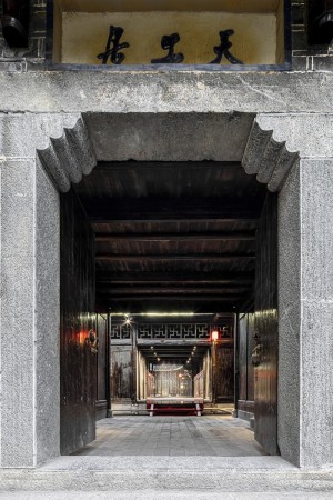 秋季猎人捕猎后桑拿放松广州